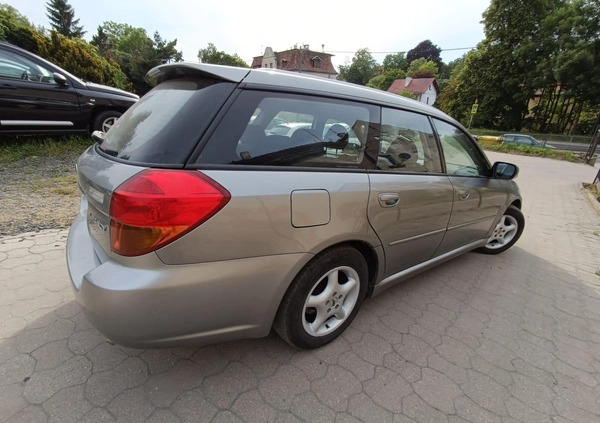 Subaru Legacy cena 11700 przebieg: 220000, rok produkcji 2005 z Złotoryja małe 326